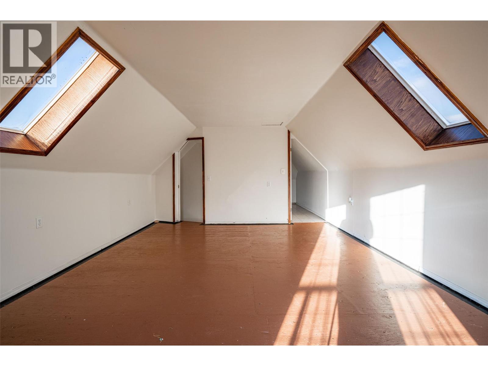 4435 Hallam Road, Armstrong