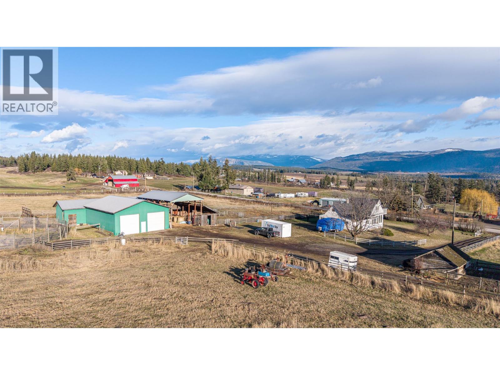 4435 Hallam Road, Armstrong