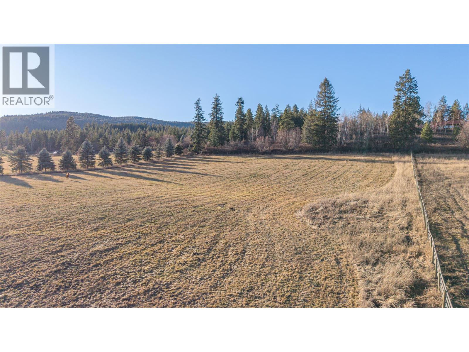 4435 Hallam Road, Armstrong