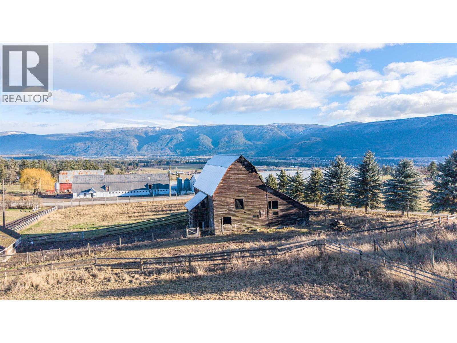 4435 Hallam Road, Armstrong