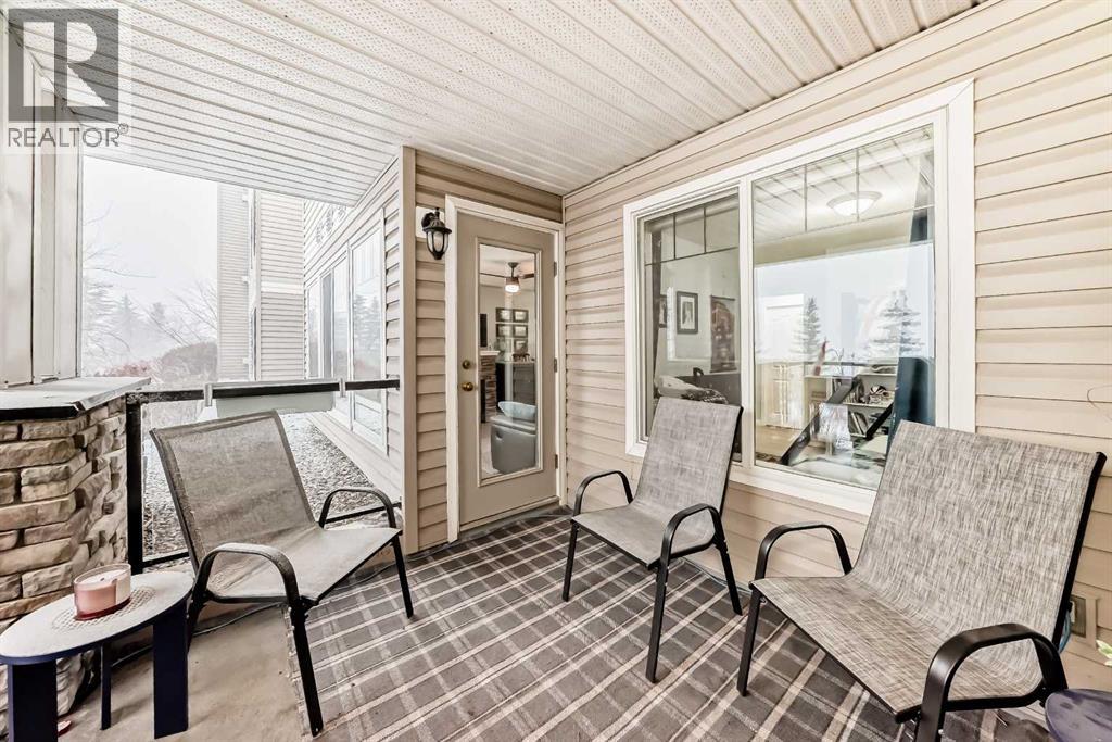 Single Family House for Sale in   Rocky Vista Park NW Rocky Ridge Calgary 