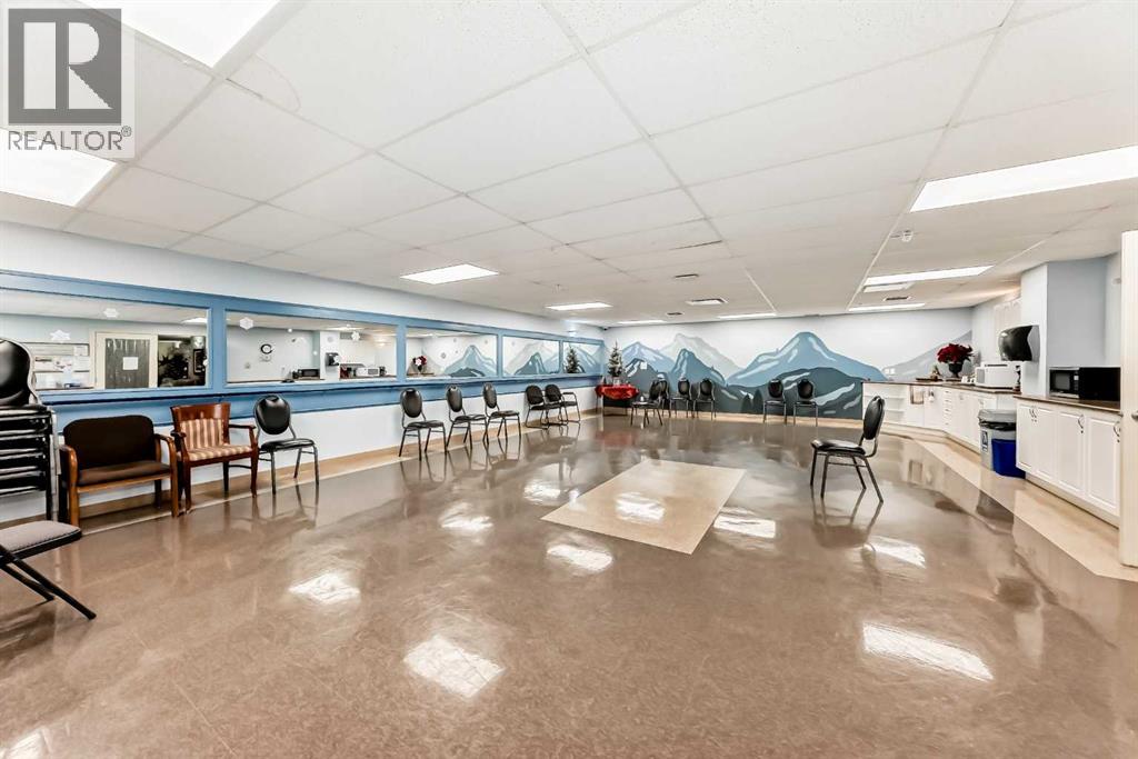 Single Family House for Sale in   Rocky Vista Park NW Rocky Ridge Calgary 