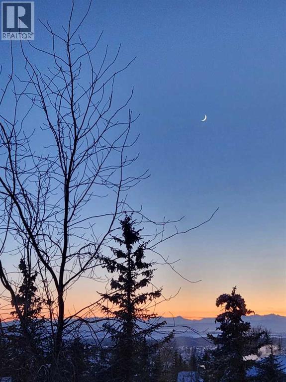 Single Family House for Sale in   Rocky Vista Park NW Rocky Ridge Calgary 