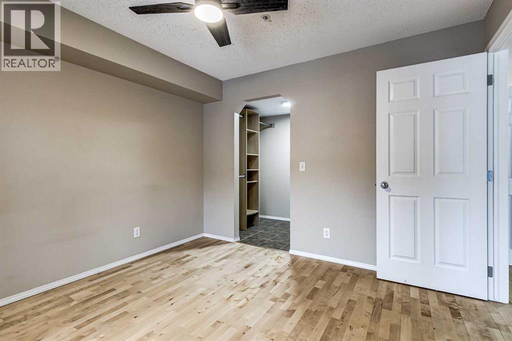 Single Family House for Sale in   Panamount Drive NW Panorama Hills Calgary 