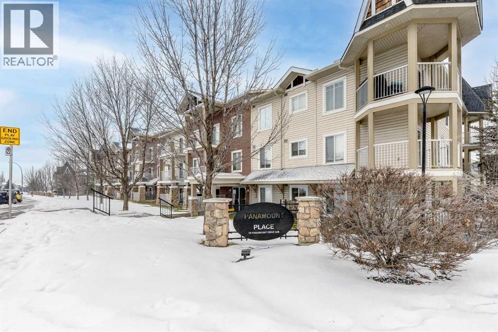 Single Family House for Sale in   Panamount Drive NW Panorama Hills Calgary 