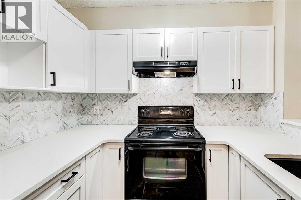 Single Family House for Sale in   Panamount Drive NW Panorama Hills Calgary 