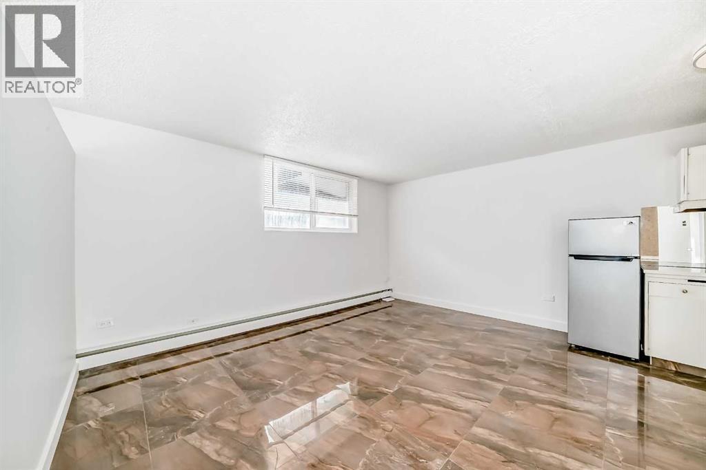 Single Family House for Sale in    Avenue NE Crescent Heights Calgary 