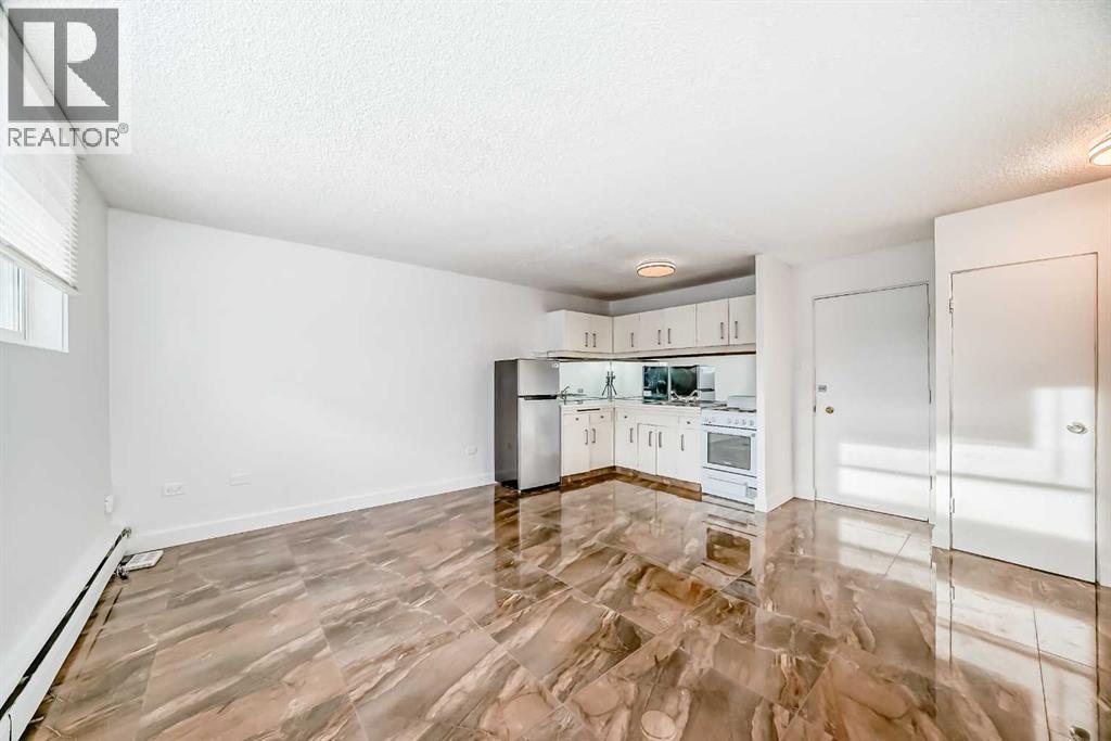 102, 316 1 Avenue NE, Calgary, Alberta