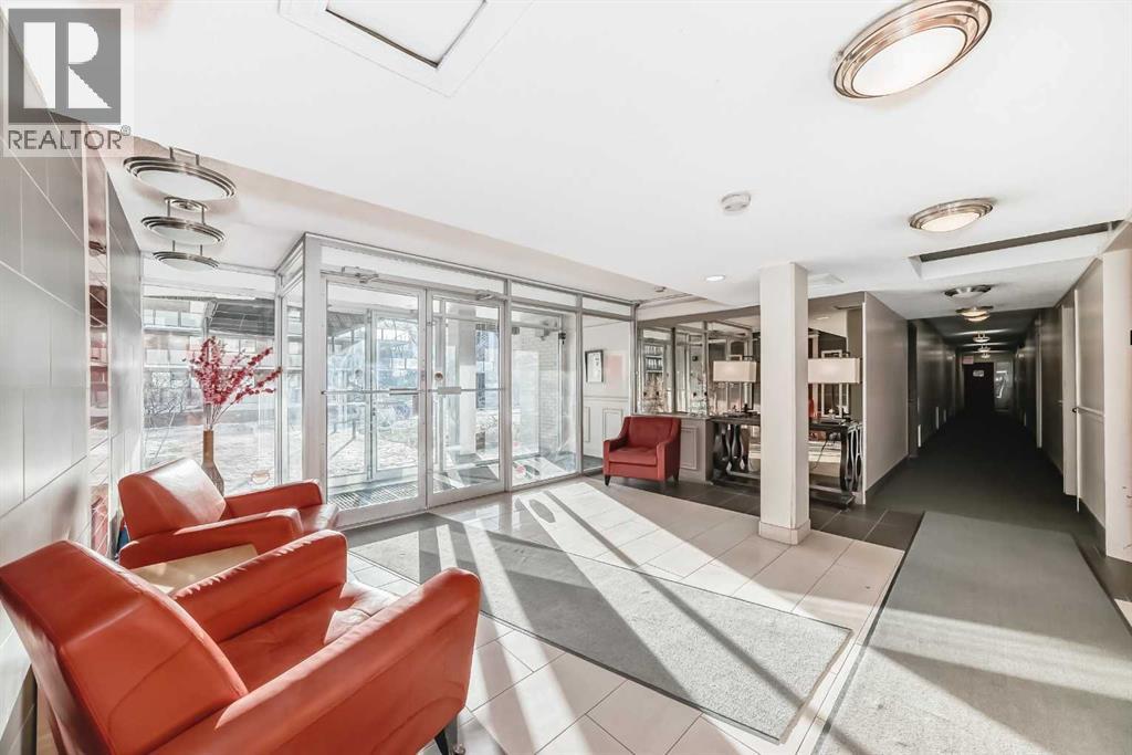 Single Family House for Sale in    Avenue NE Crescent Heights Calgary 