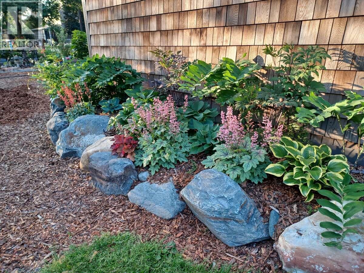 215 13th Avenue S, Cranbrook