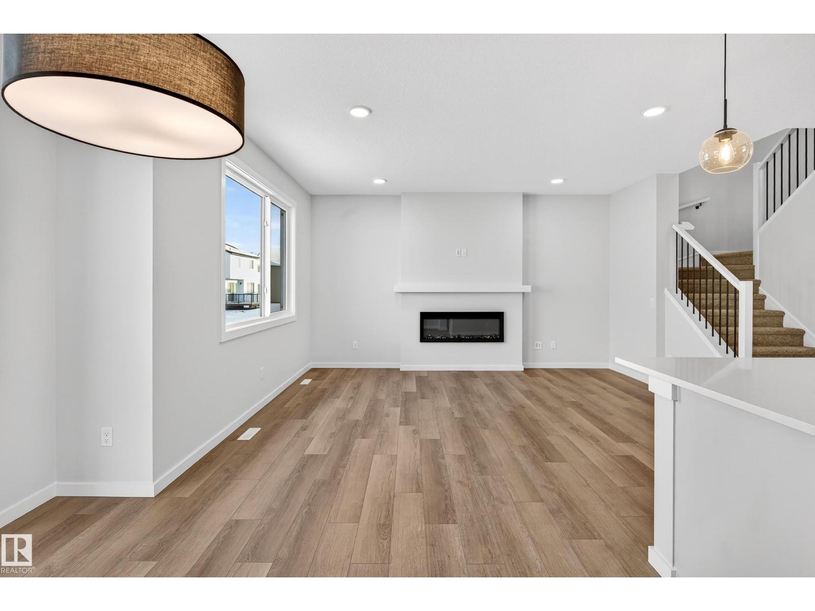 2251 194 ST NW - 12