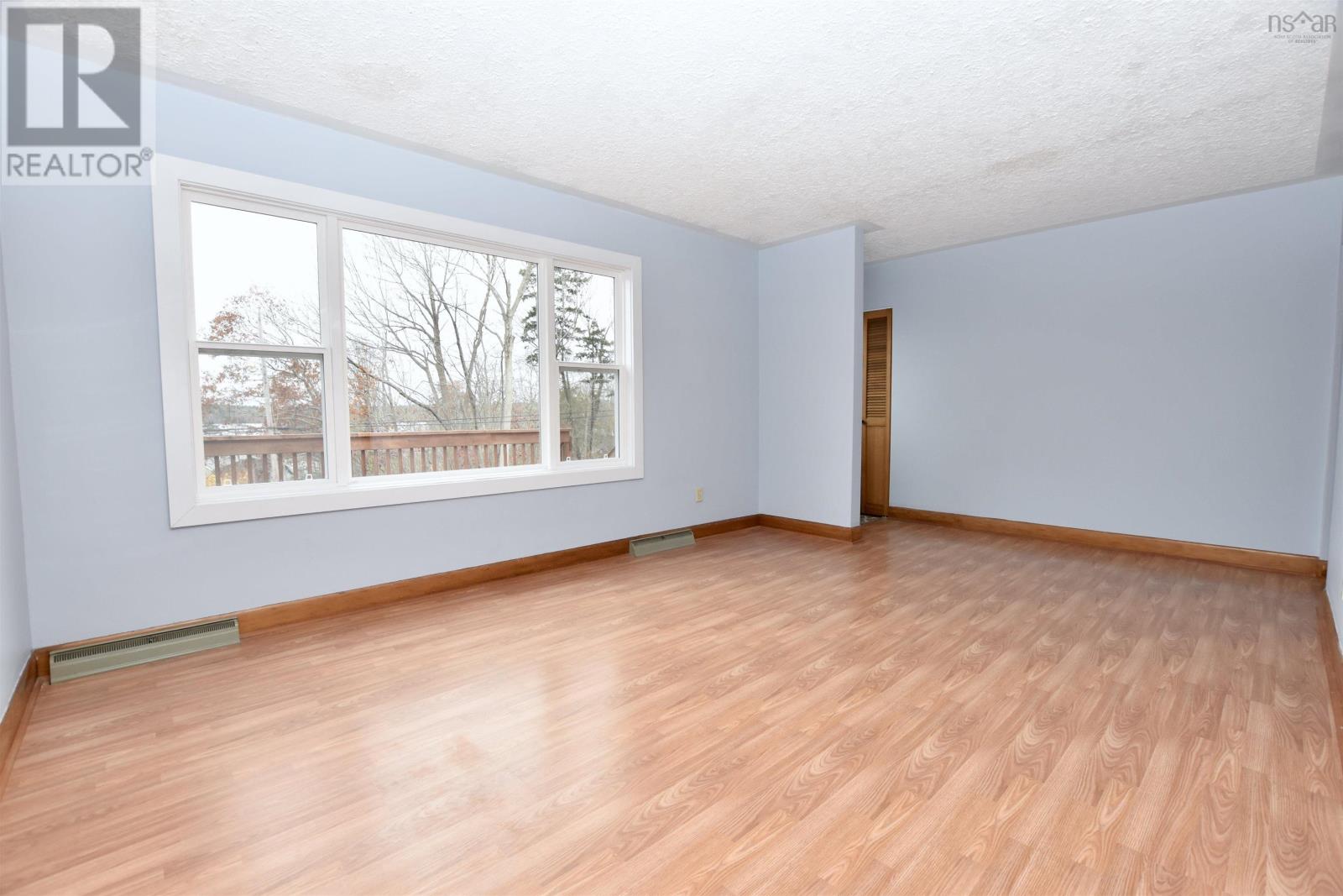 Property 4 of 30 of 6 Pembrooke Street