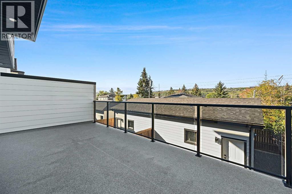 Single Family House for Sale in   Avenue NW Montgomery Calgary 