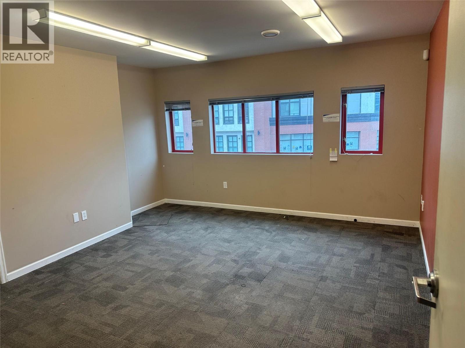 125 HALL Street Unit# Unit D, Nelson