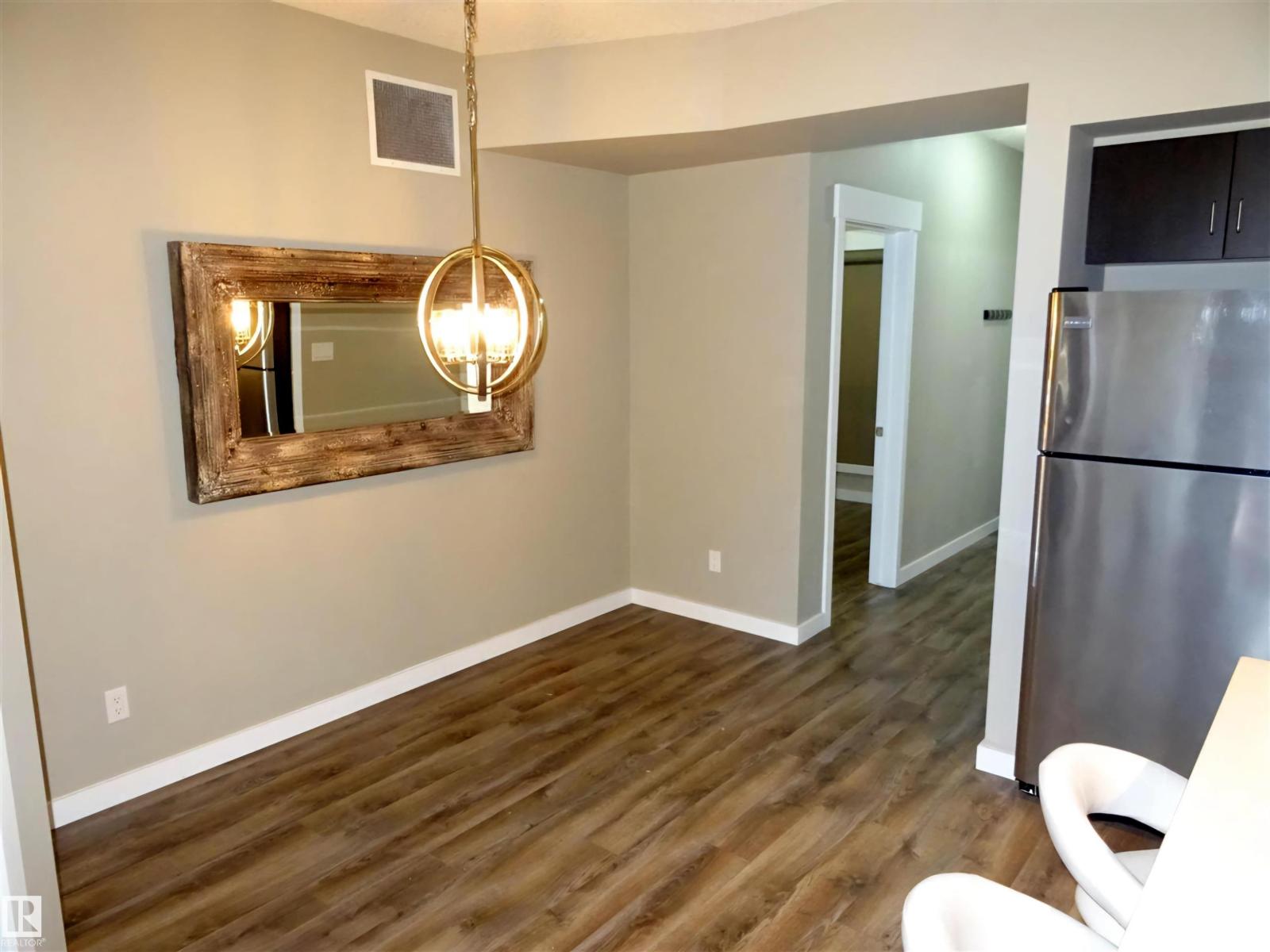 #108 10518 113 ST NW, Edmonton