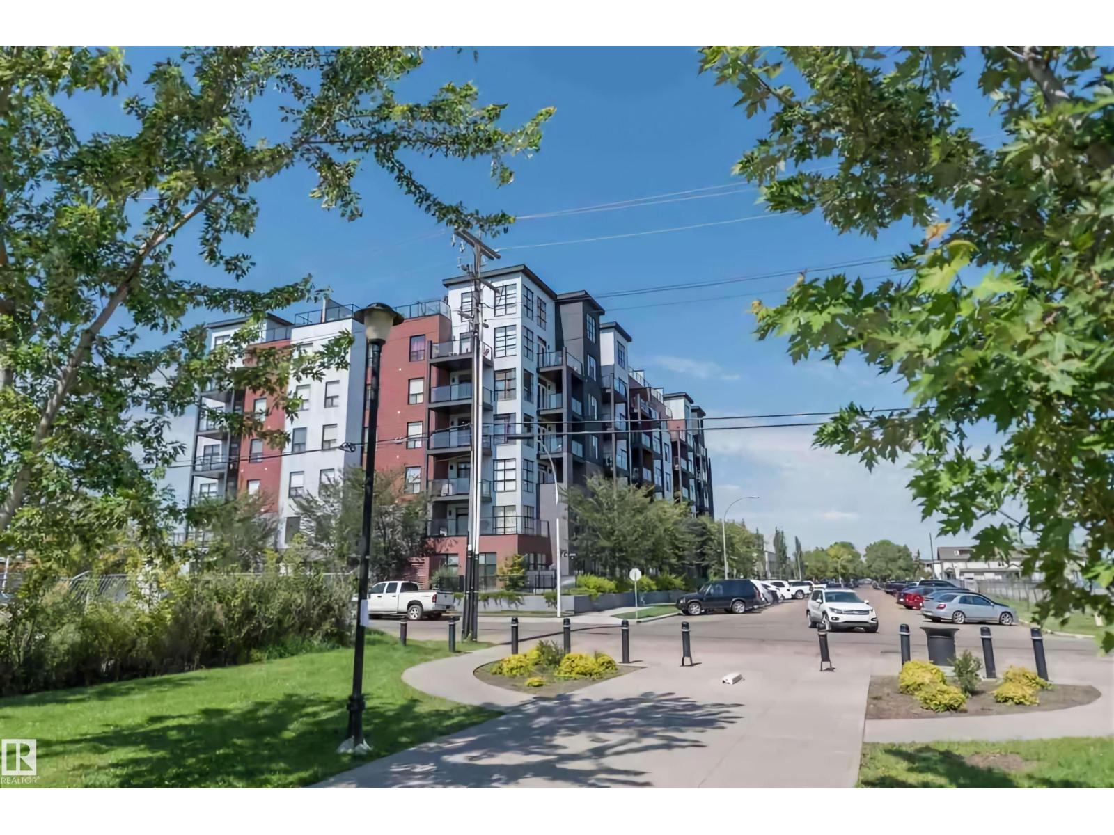 #108 10518 113 ST NW - 2
