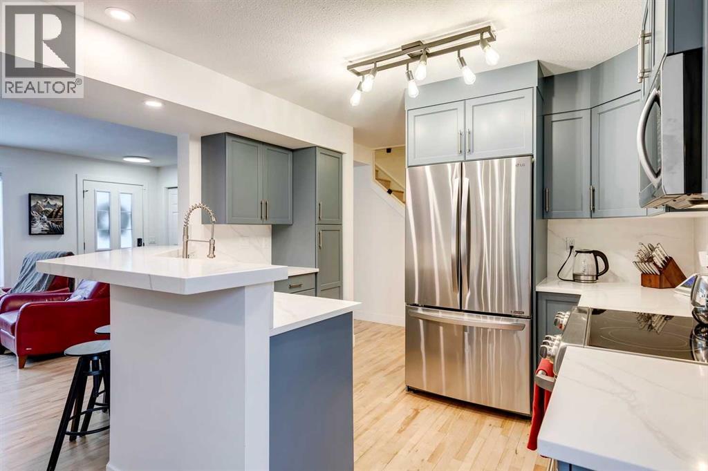 Single Family House for Sale in  Somme Manor SW Garrison Woods Calgary 