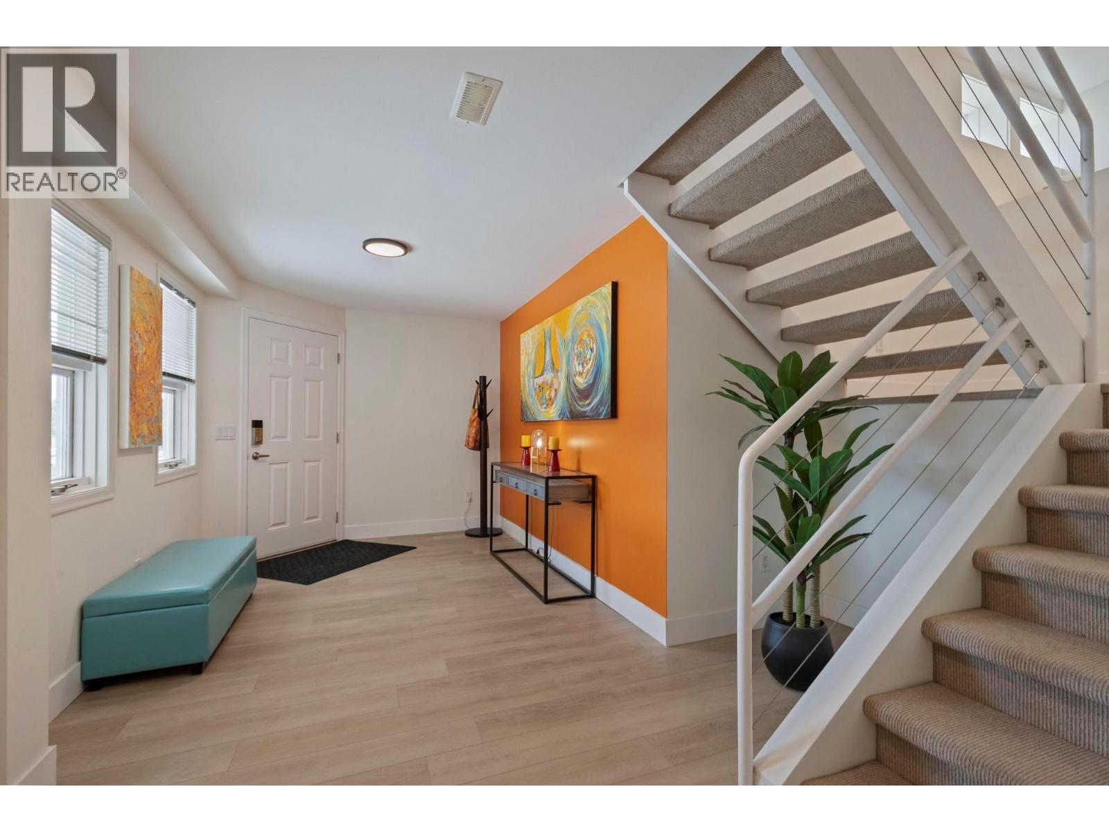  2266 Omineca Place, Kelowna