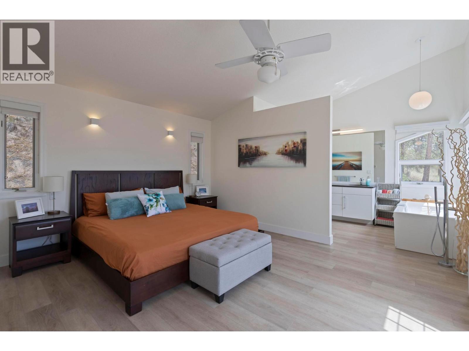  2266 Omineca Place, Kelowna