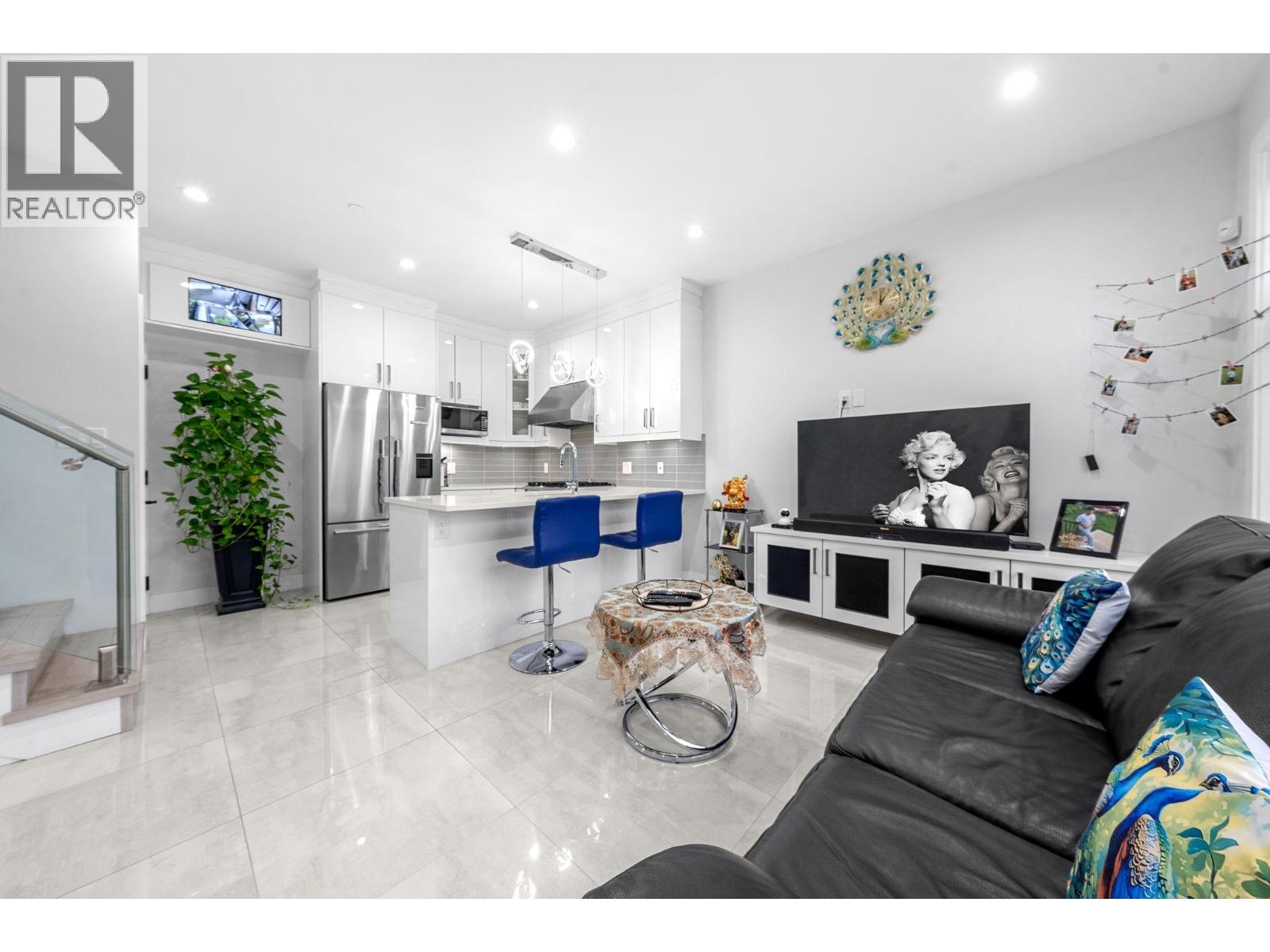 6751 KNIGHT Street - photo 2