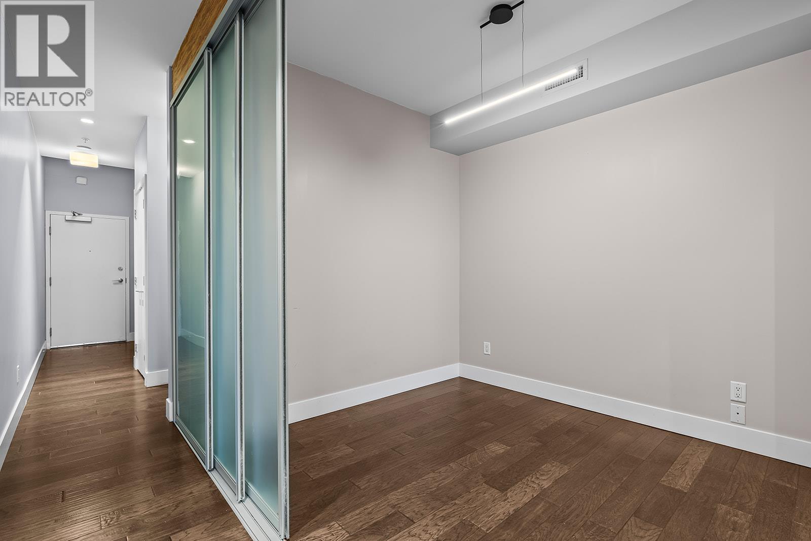 411 1289 Ellis Street, Kelowna