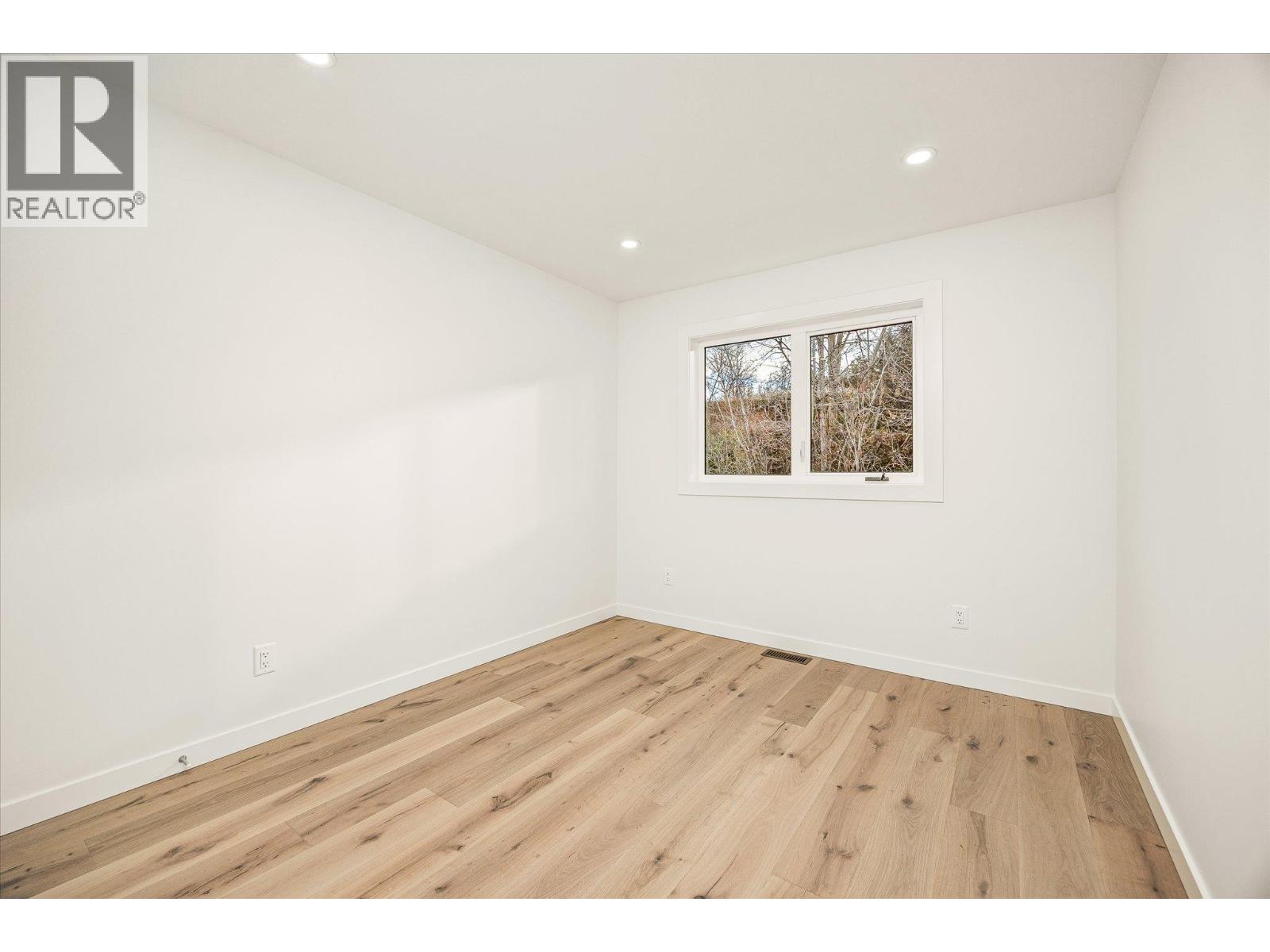  980 Bull Crescent, Kelowna