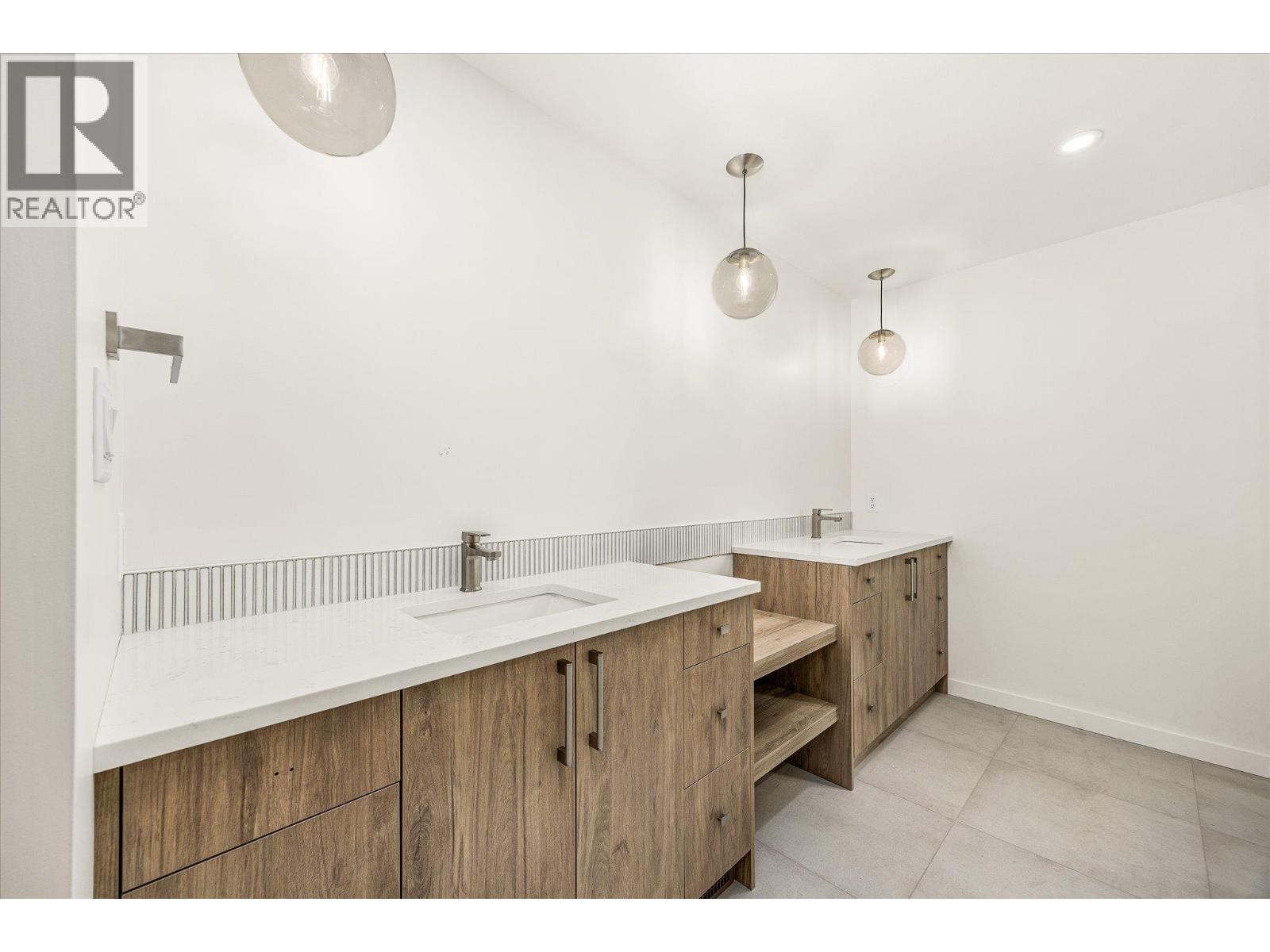  980 Bull Crescent, Kelowna