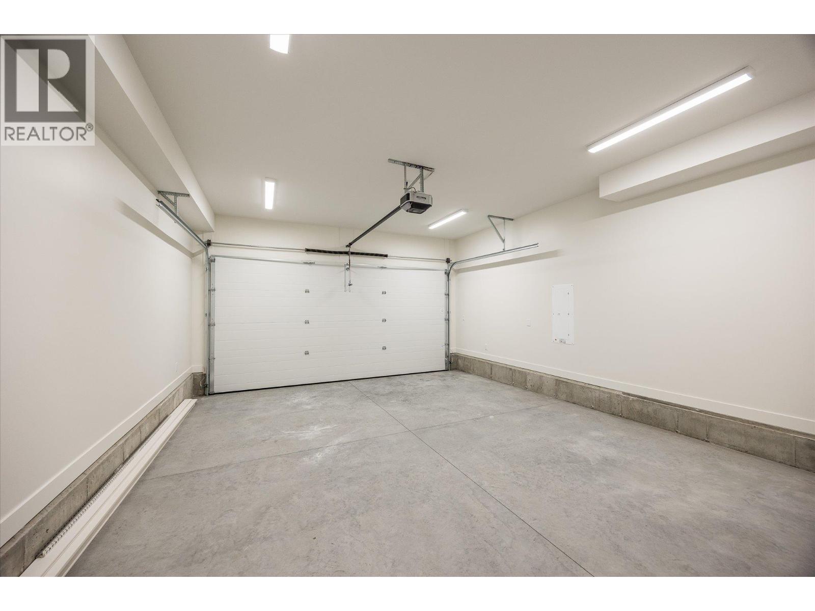  980 Bull Crescent, Kelowna