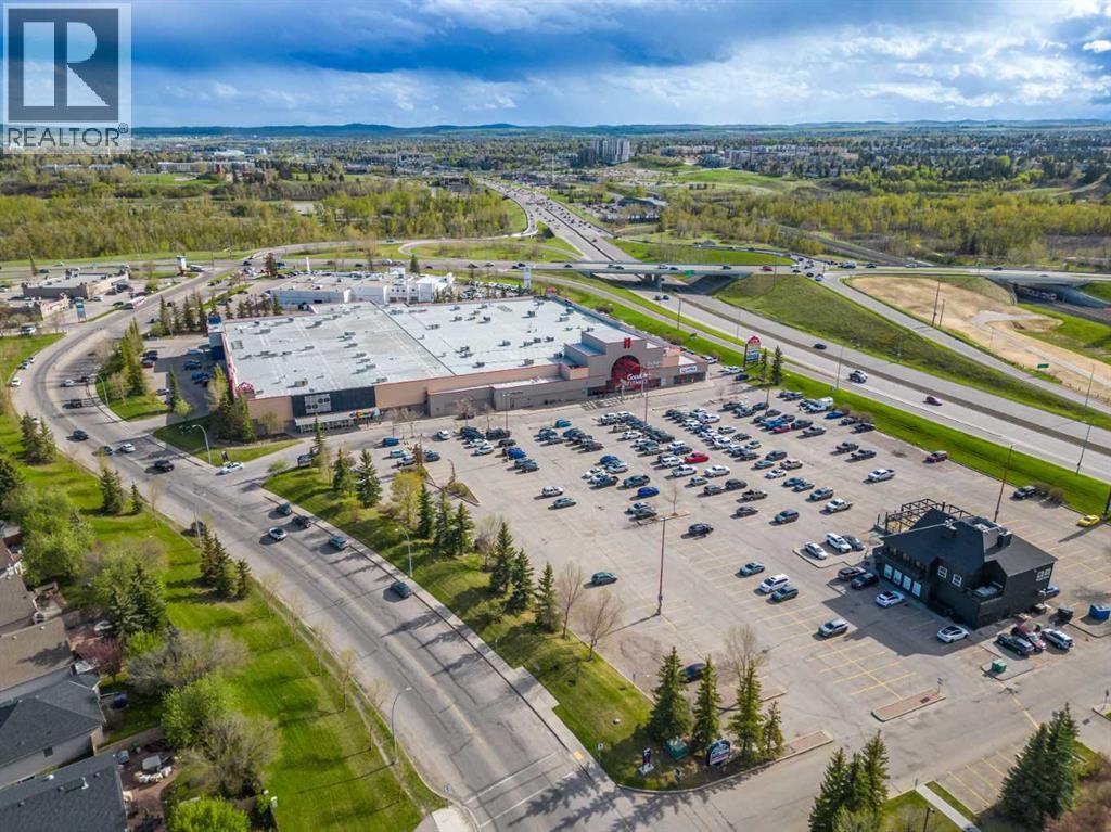 Single Family House Bi-level for Sale in  Lake Crimson Drive SE Lake Bonavista Calgary 