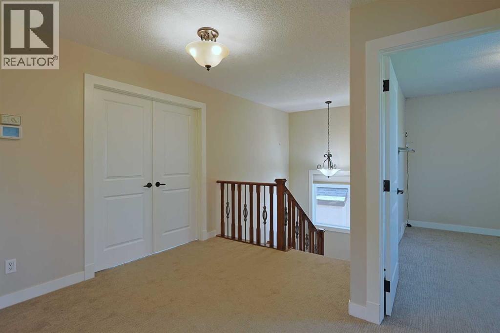 Single Family House for Sale in  Tuscany Estates Drive NW Tuscany Calgary 