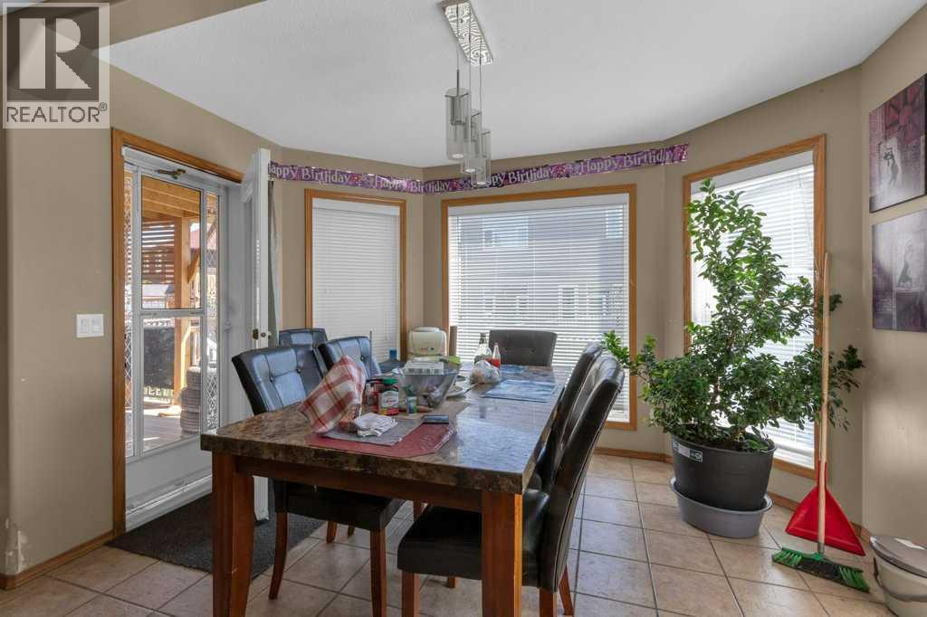 Single Family House for Sale in  Saddlecreek Way NE Saddle Ridge Calgary 