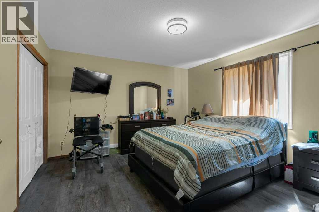 Single Family House for Sale in  Saddlecreek Way NE Saddle Ridge Calgary 