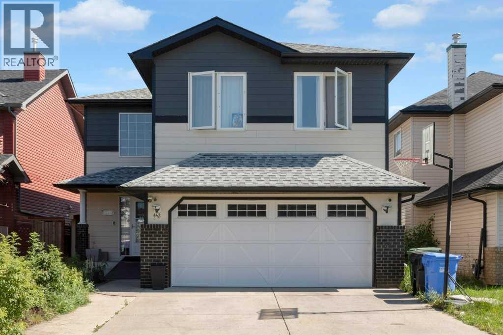 Single Family House for Sale in  Saddlecreek Way NE Saddle Ridge Calgary 