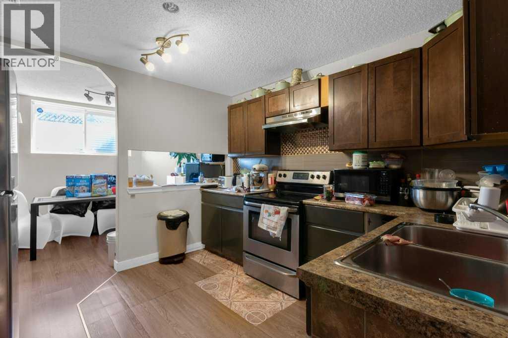 Single Family House for Sale in  Saddlecreek Way NE Saddle Ridge Calgary 