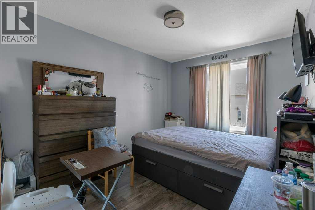 Single Family House for Sale in  Saddlecreek Way NE Saddle Ridge Calgary 