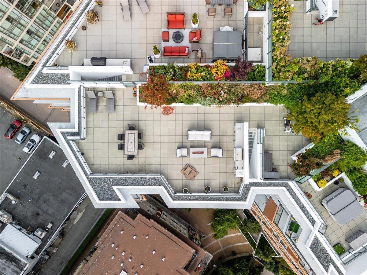 PH1 1439 GEORGE STREET, White Rock