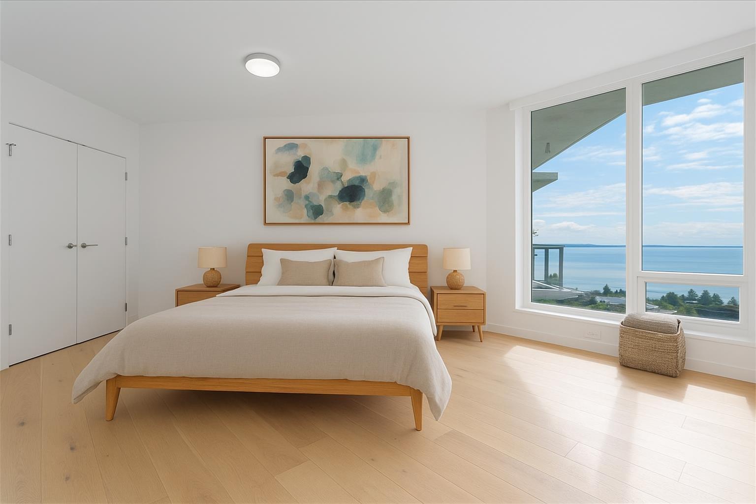 PH1 1439 GEORGE STREET, White Rock