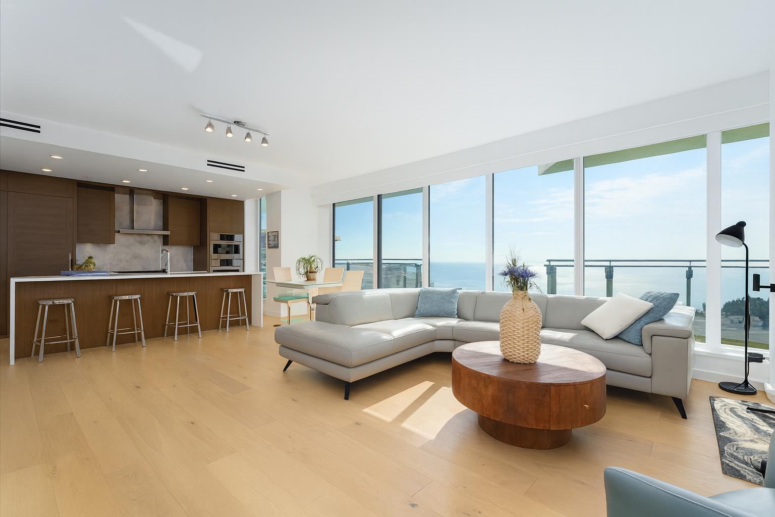 PH1 1439 GEORGE STREET, White Rock