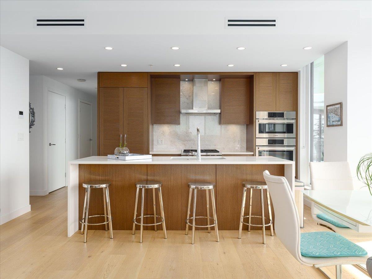 PH1 1439 GEORGE STREET, White Rock