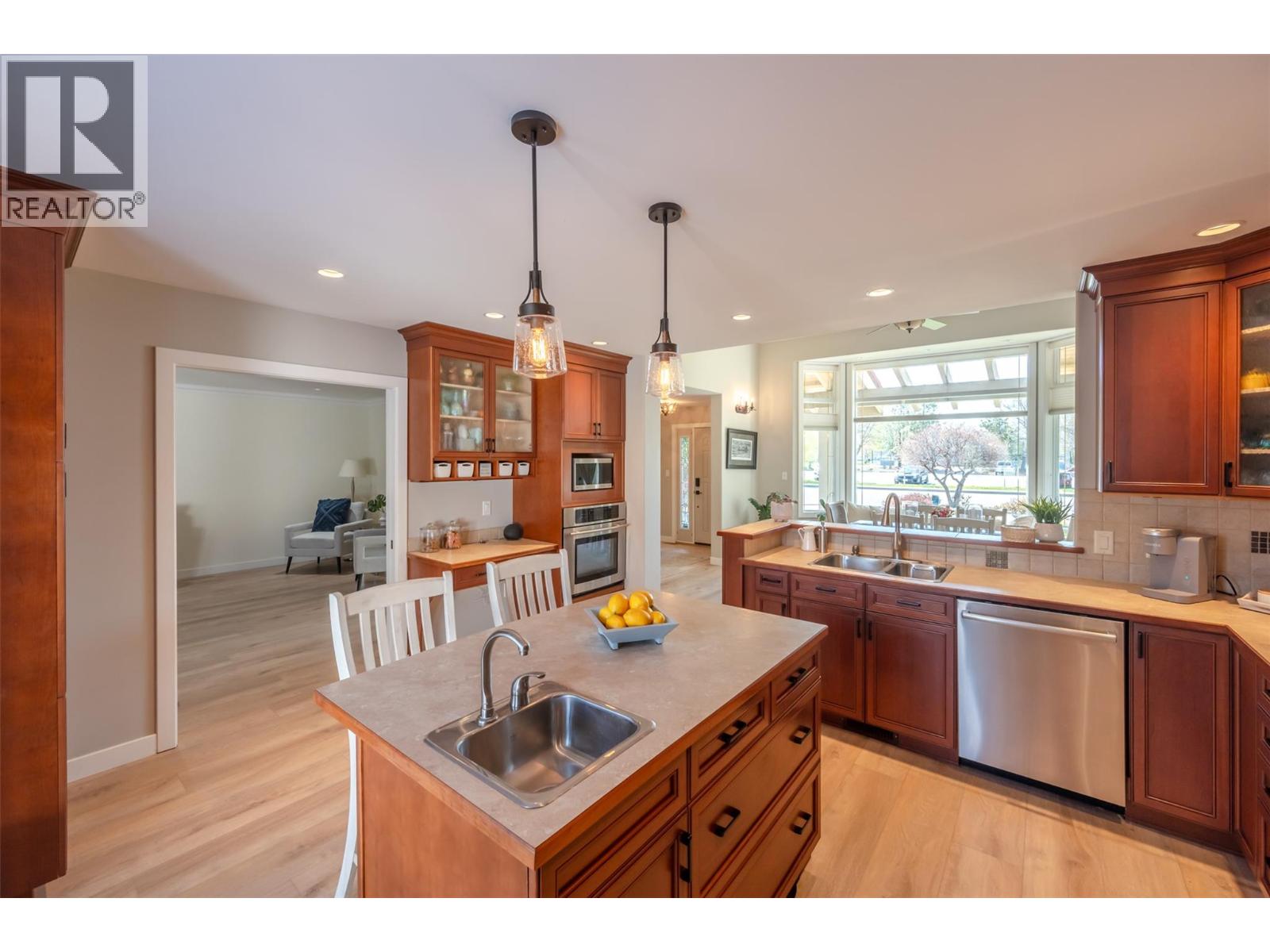 115 Elm Avenue, Penticton