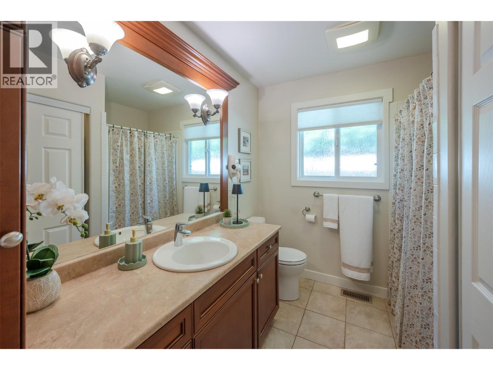 115 Elm Avenue, Penticton