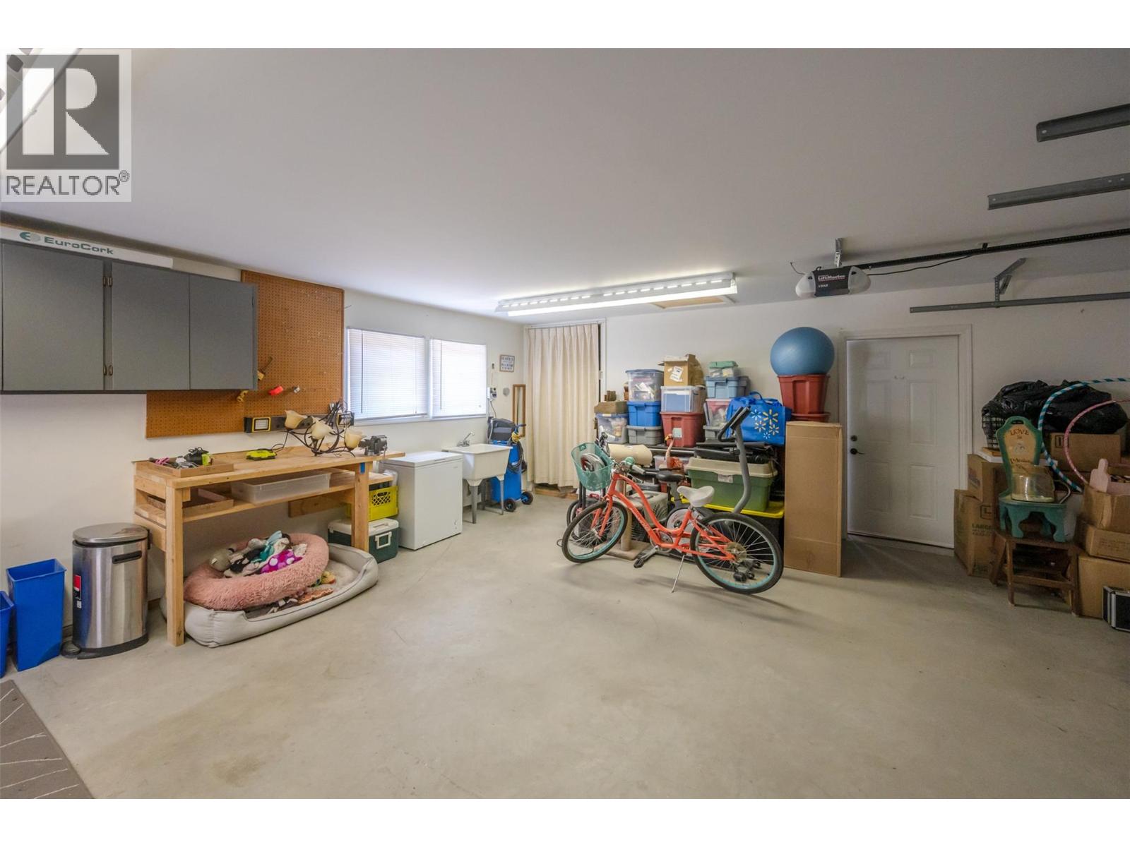 115 Elm Avenue, Penticton