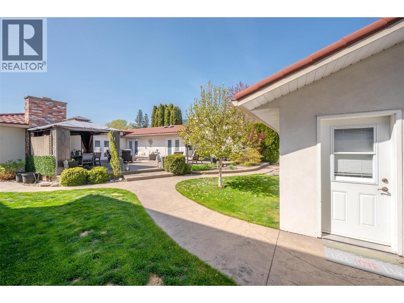 115 Elm Avenue, Penticton