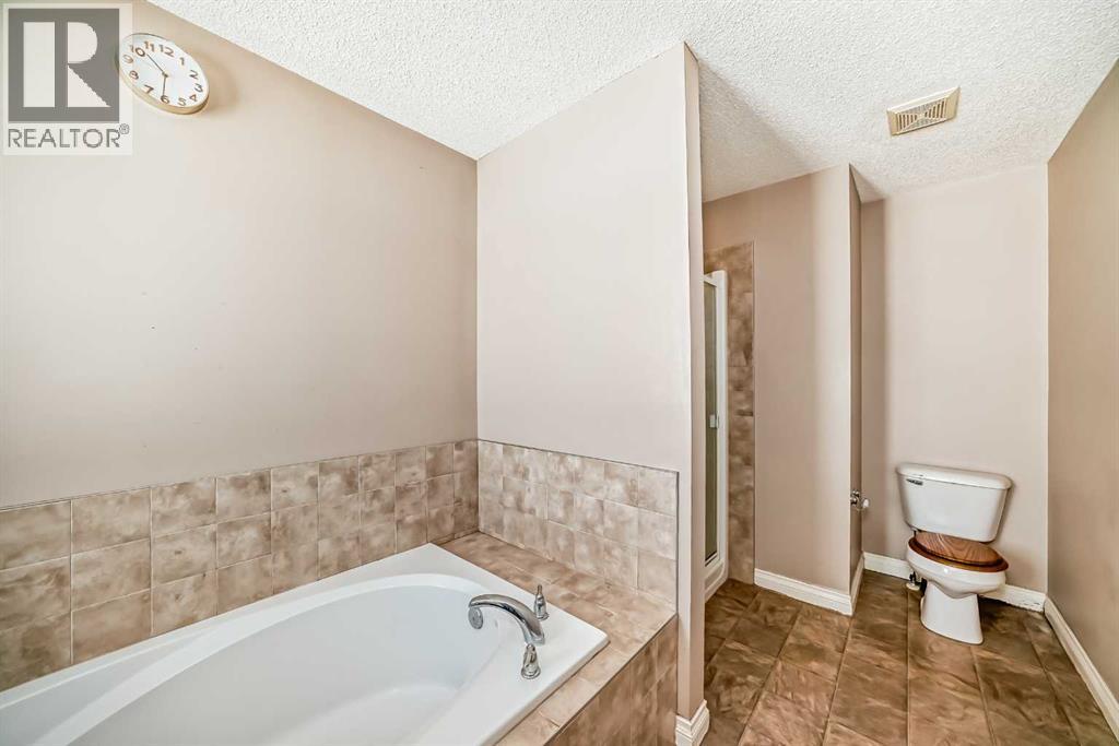 Single Family House for Sale in  Taralake Terrace NE Taradale Calgary 