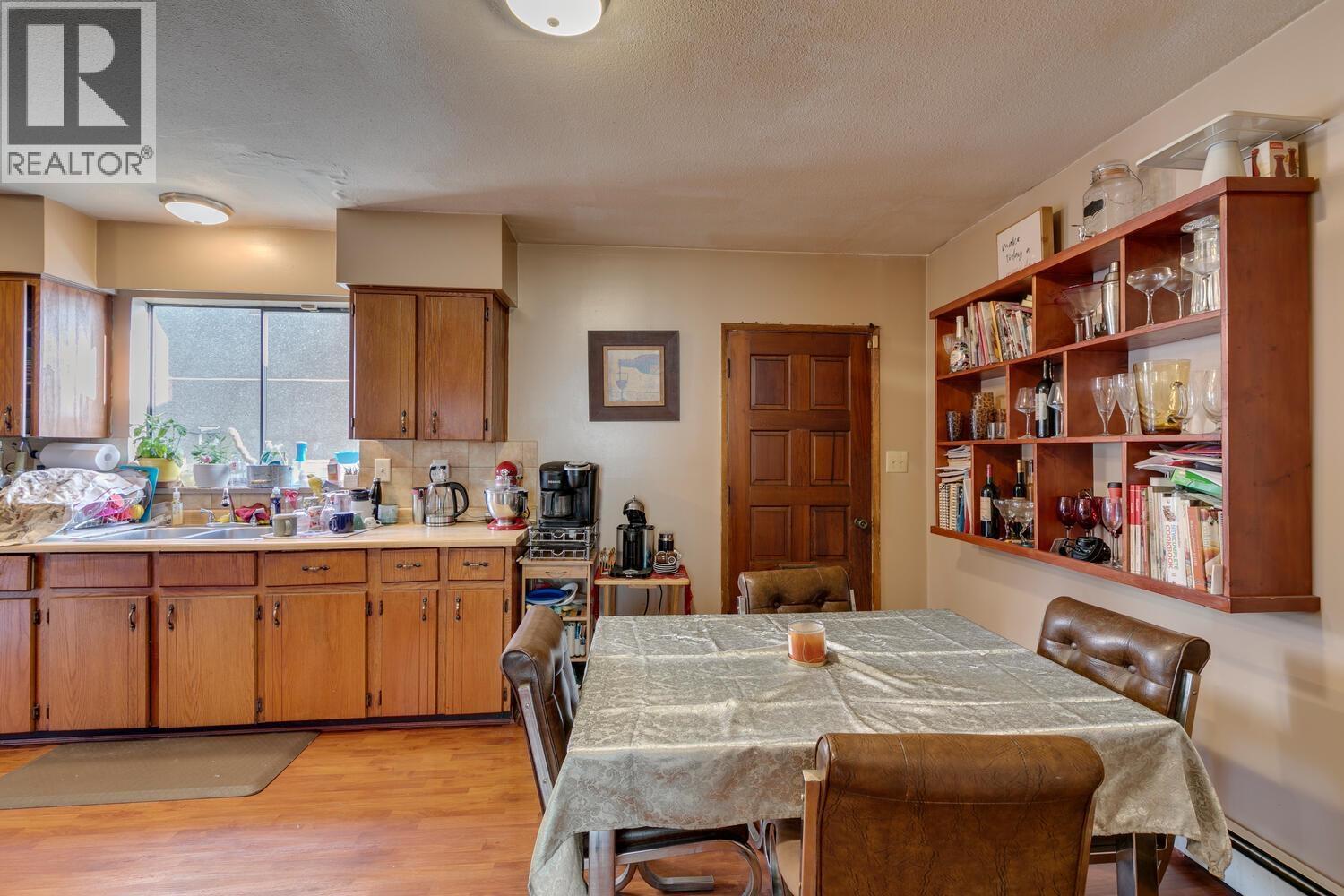 3254 E 5TH AVENUE, Vancouver