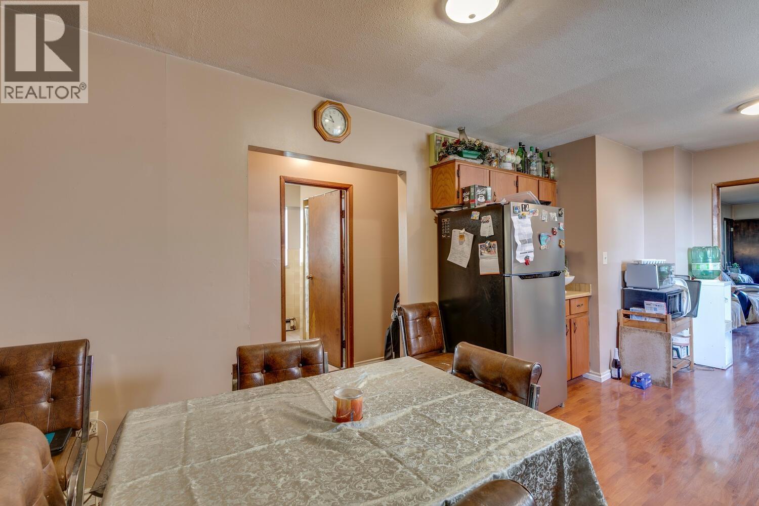 3254 E 5TH AVENUE, Vancouver