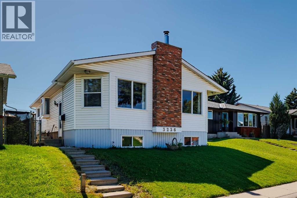 3236 Doverville Crescent SE, Calgary, Alberta