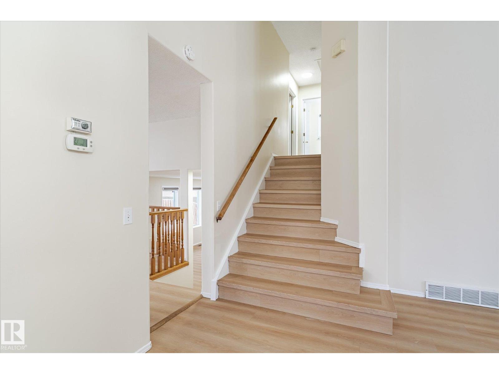 1187 POTTER GREENS DR NW, Edmonton