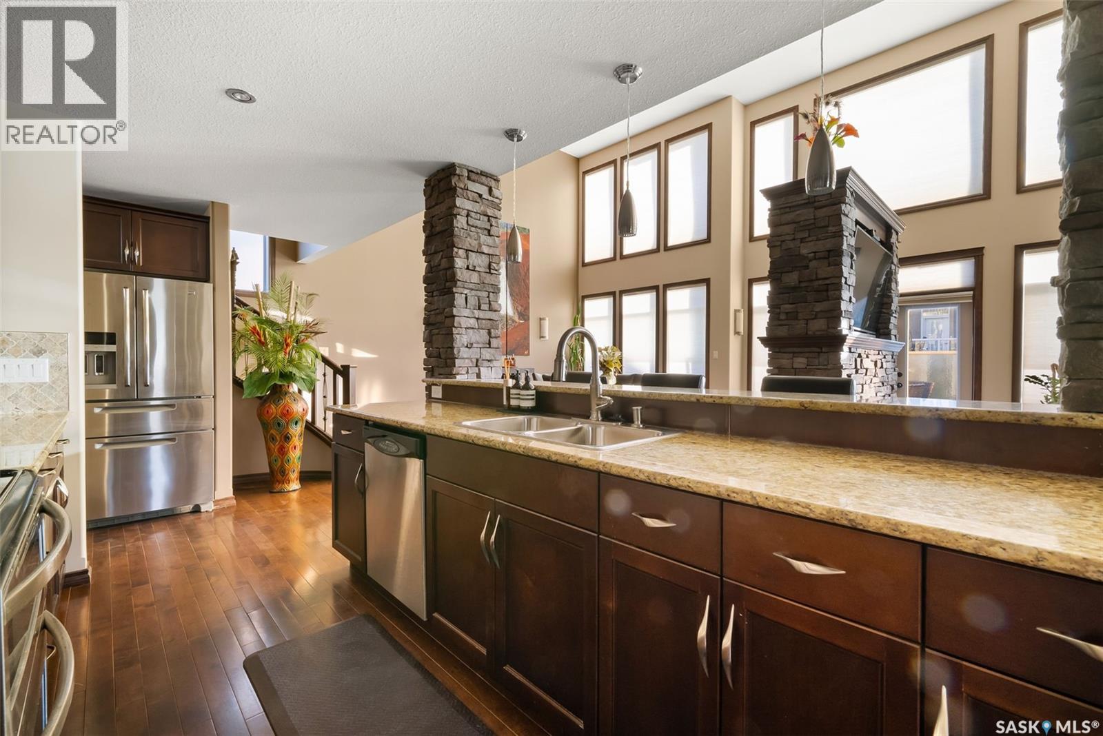 Single Family House 2 Level for Sale in  Broderick ROAD Regina 