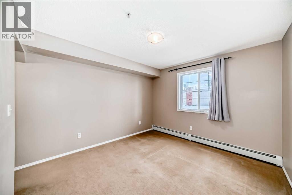 Single Family House for Sale in   COUNTRY VILLAGE Manor NE Country Hills Village Calgary 